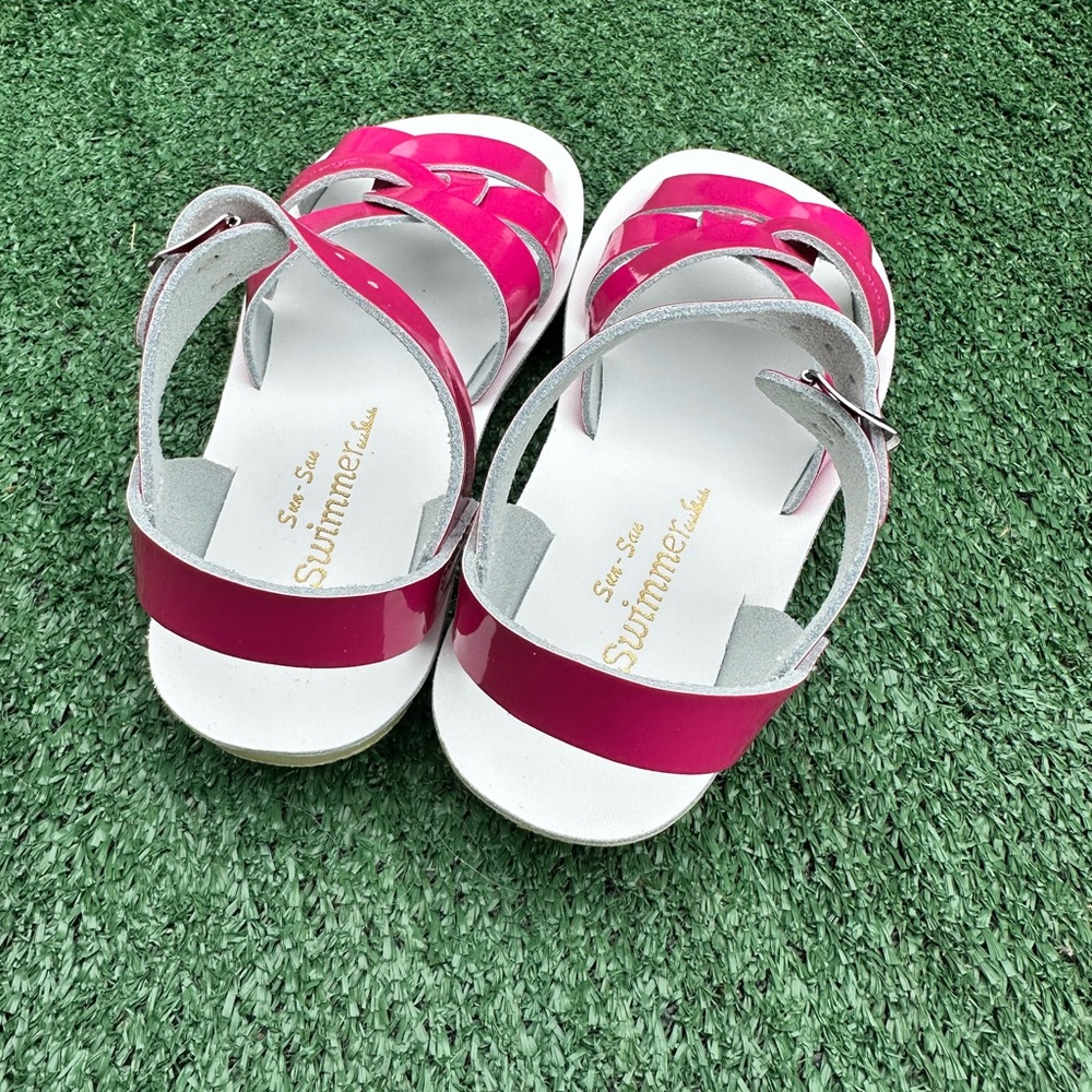 Stylish Pink Kids Sandals - Picture 3 of 6
